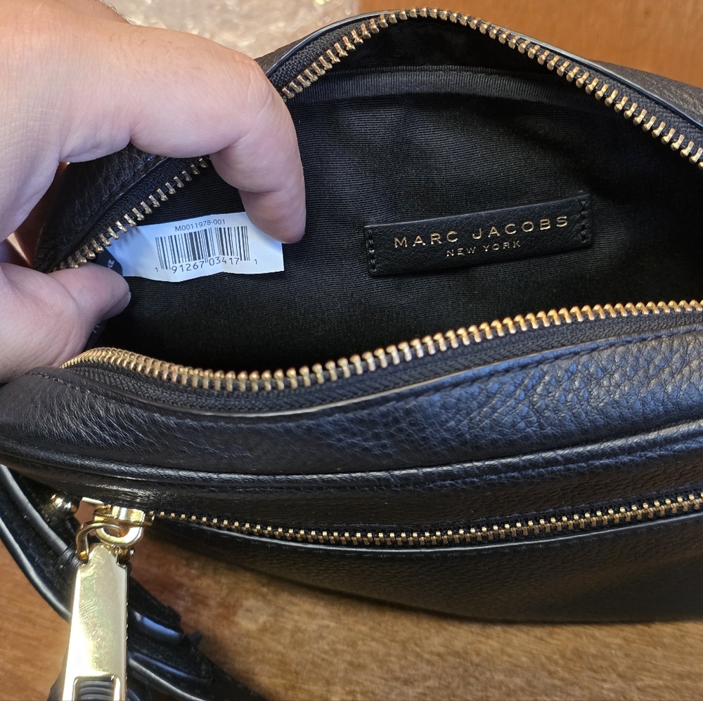 VINTAGE MARC JACOBS NEW YORK ZOOM CROSSBODY LEATHER BAG - Picture 16 of 16